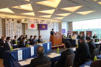 6リジョン公式訪問